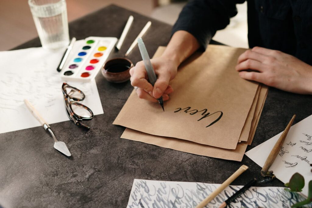 Pratiquer le calligraphie 
